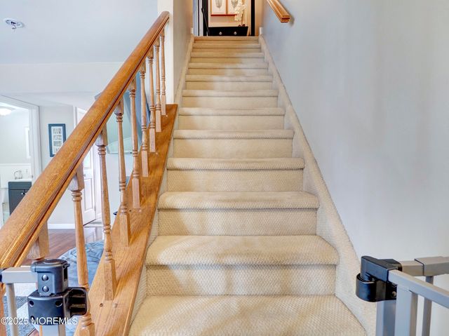 82 Cliffwood Avenue W 25, Cliffwood, NJ 07721