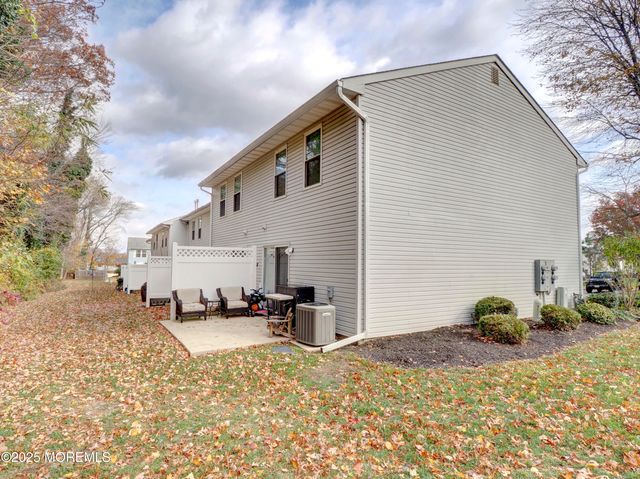 82 Cliffwood Avenue W 25, Cliffwood, NJ 07721