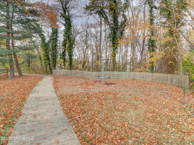 82 Cliffwood Avenue W 25, Cliffwood, NJ 07721