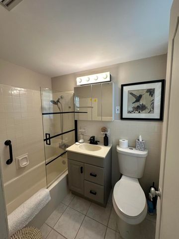 1221 Hillsboro Mile Hillsboro Mile 19b, Hillsboro Beach, FL 33062