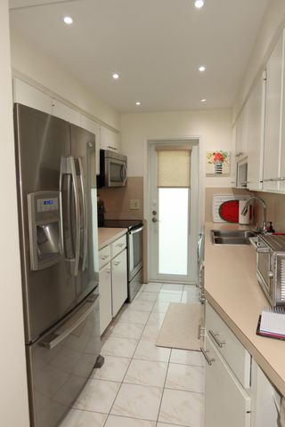 1221 Hillsboro Mile Hillsboro Mile 19b, Hillsboro Beach, FL 33062