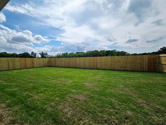 302 Driftwood Way, Whitehouse, TX 75791