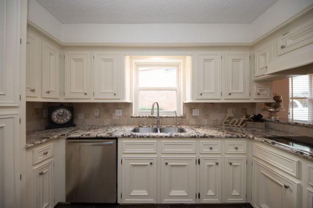 12138 Auburn Hills Drive, Tomball, TX 77377