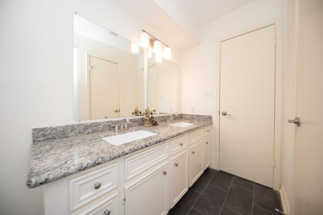 12138 Auburn Hills Drive, Tomball, TX 77377