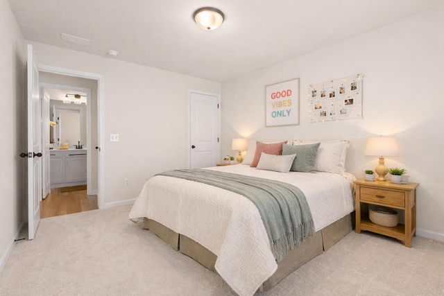 313 Lucca Drive, Summerville, SC 29486
