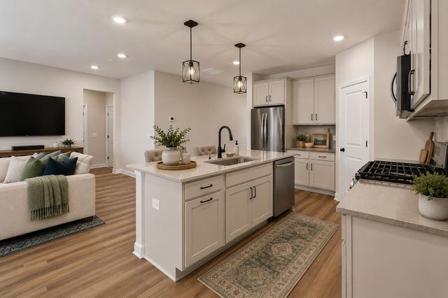 313 Lucca Drive, Summerville, SC 29486