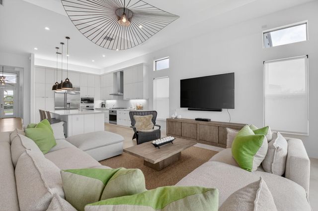 20033 Hirono Lane, Boca Raton, FL 33434