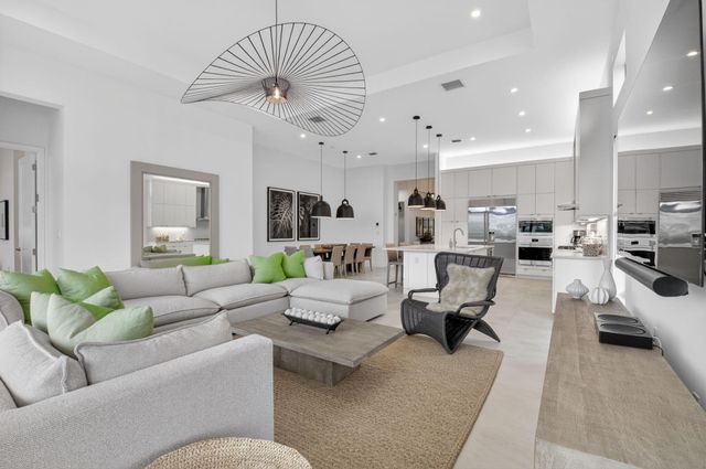 20033 Hirono Lane, Boca Raton, FL 33434