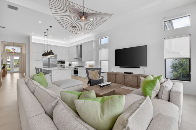 20033 Hirono Lane, Boca Raton, FL 33434