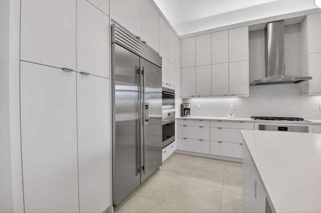 20033 Hirono Lane, Boca Raton, FL 33434