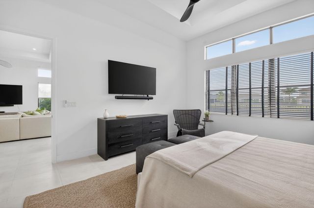 20033 Hirono Lane, Boca Raton, FL 33434