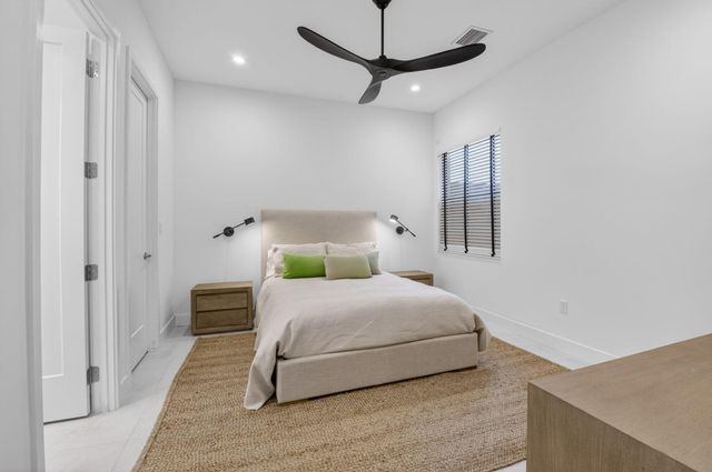 20033 Hirono Lane, Boca Raton, FL 33434