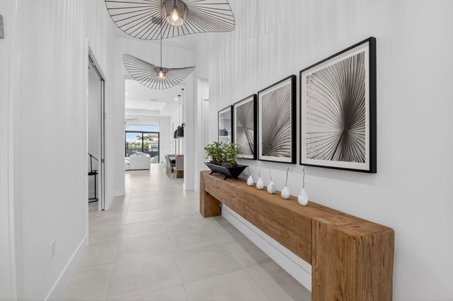 20033 Hirono Lane, Boca Raton, FL 33434