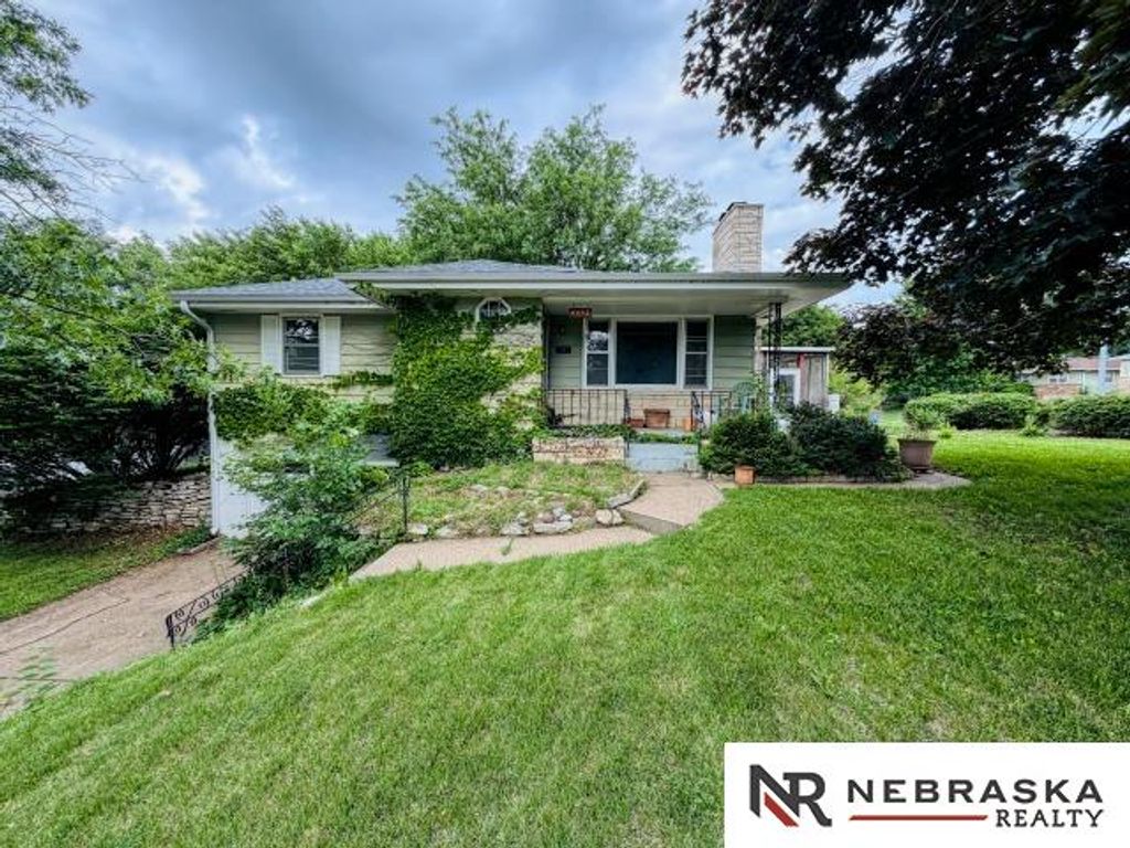 4402 Frederick Street, Omaha, NE 68105