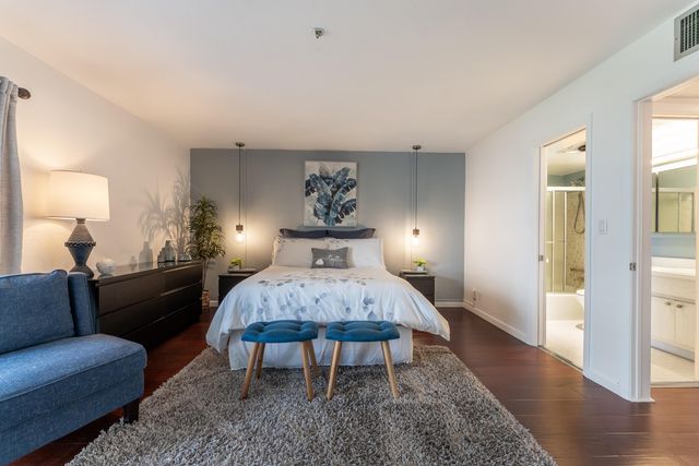 2004 Lake Osborne Drive 9, Lake Worth Beach, FL 33461