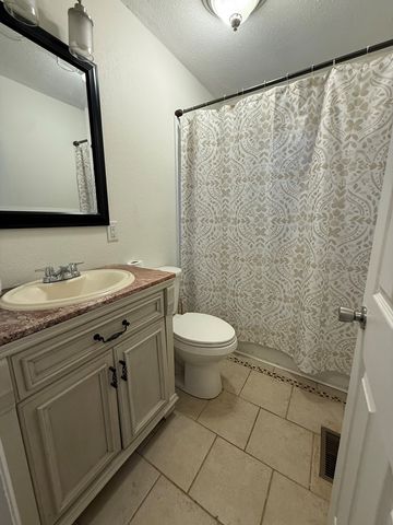 131 Cherokee Circle, Tunnel Hill, GA 30755