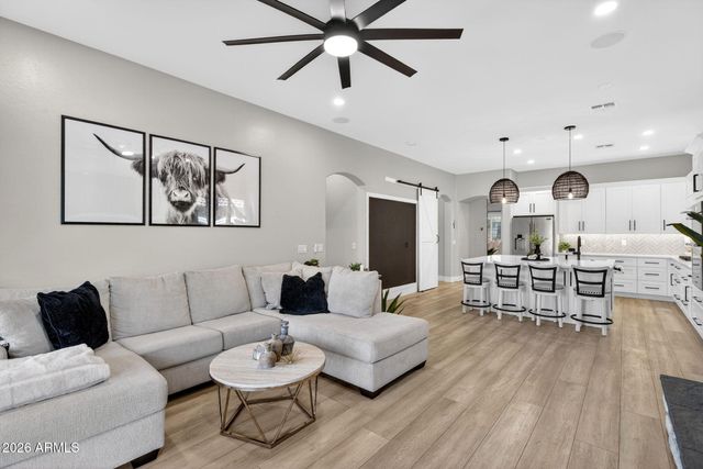 33512 N 25TH Drive, Phoenix, AZ 85085