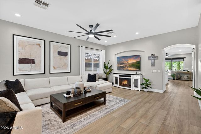 33512 N 25TH Drive, Phoenix, AZ 85085