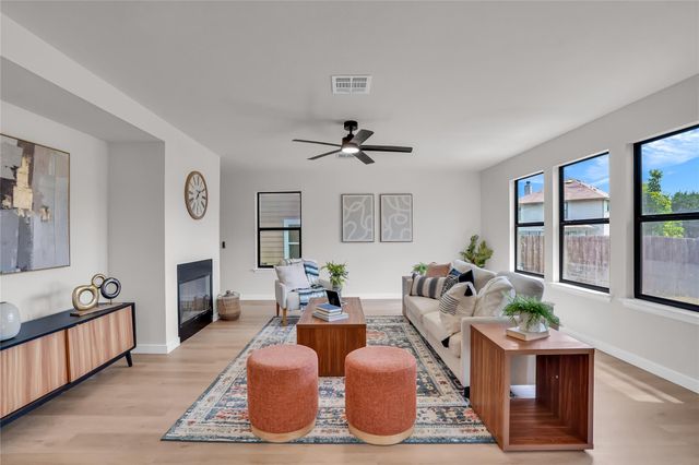 8921 Norwich Castle, Austin, TX 78747