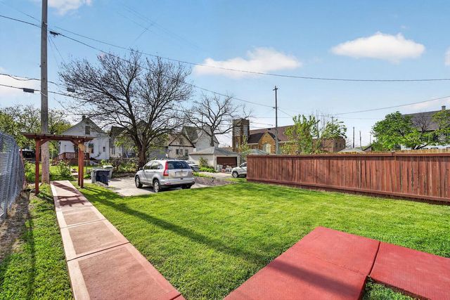 2865 17th STREET, Milwaukee, WI 53206
