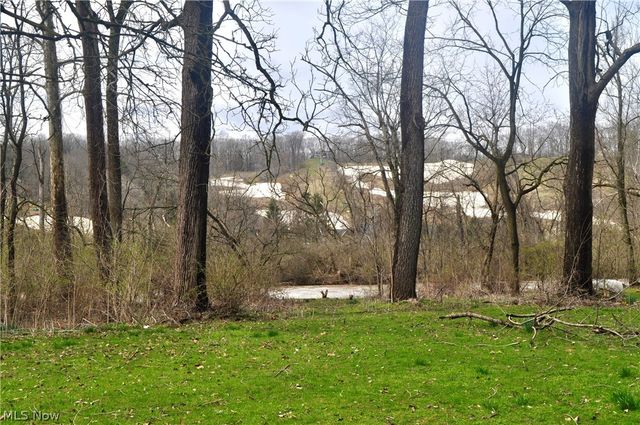 5872 Main Street, Peninsula, OH 44264