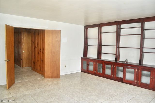 5872 Main Street, Peninsula, OH 44264