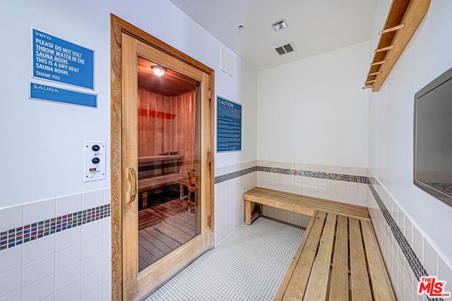 1234 Wilshire Boulevard 313, Los Angeles, CA 90017