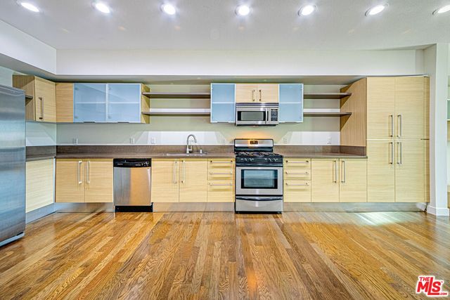 1234 Wilshire Boulevard 313, Los Angeles, CA 90017