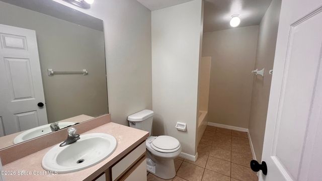 170 Nadell Avenue NW, Palm Bay, FL 32907