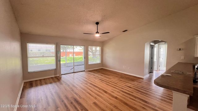 170 Nadell Avenue NW, Palm Bay, FL 32907