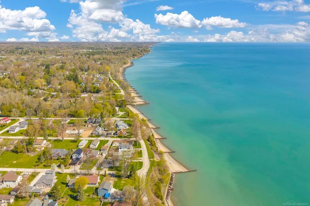 7329 Elm Road, Lexington, MI 48450