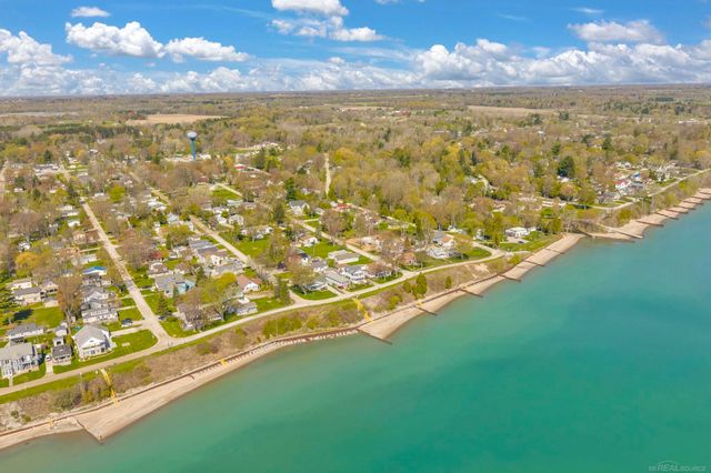 7329 Elm Road, Lexington, MI 48450