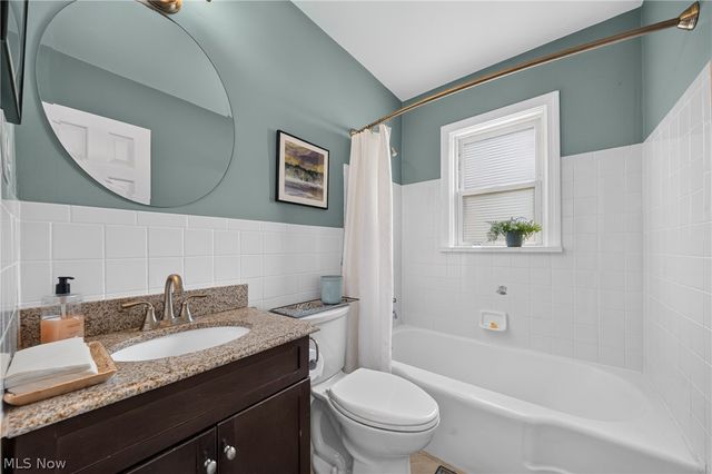 880 Sandusky Street, Conneaut, OH 44030