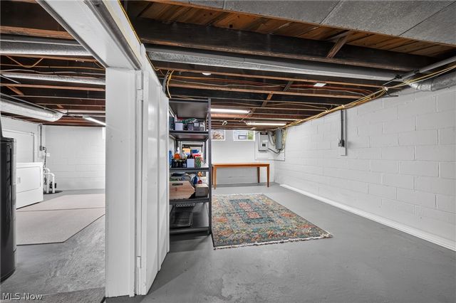 880 Sandusky Street, Conneaut, OH 44030