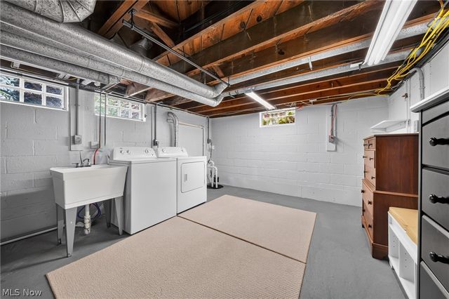 880 Sandusky Street, Conneaut, OH 44030