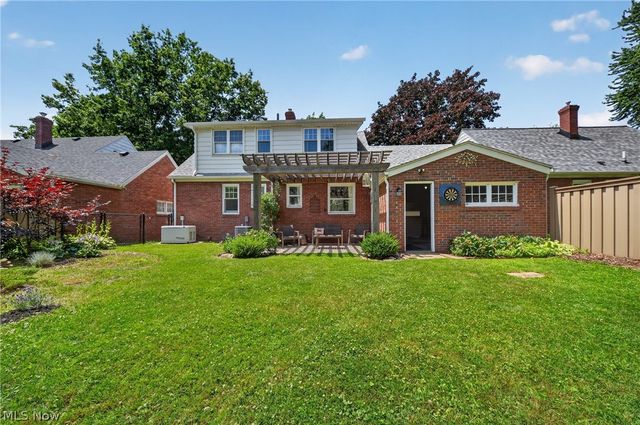 880 Sandusky Street, Conneaut, OH 44030