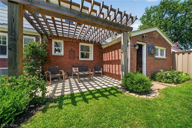 880 Sandusky Street, Conneaut, OH 44030