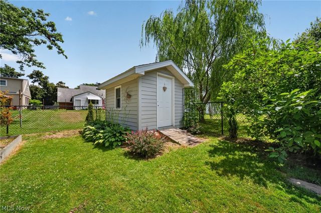 880 Sandusky Street, Conneaut, OH 44030