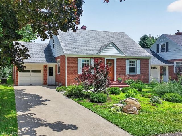 880 Sandusky Street, Conneaut, OH 44030