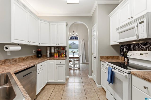 100 WATERFORD HIGHLANDS TRAIL, Calera, AL 35040