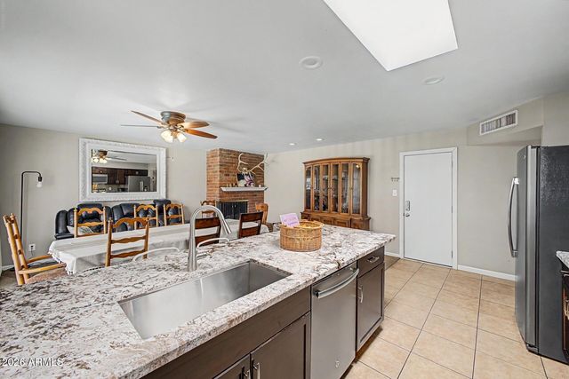 408 E LA JOLLA Drive, Tempe, AZ 85282
