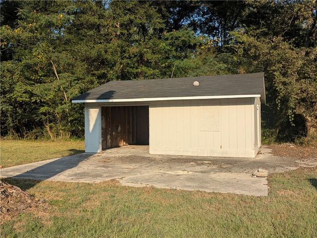 6085 Hotel Street, Austell, GA 30106