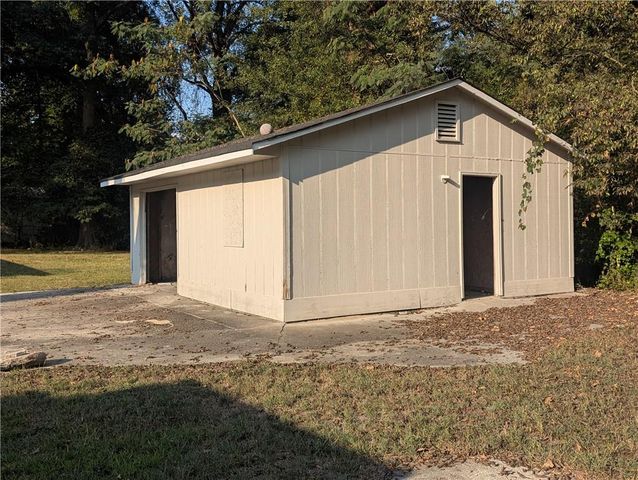 6085 Hotel Street, Austell, GA 30106