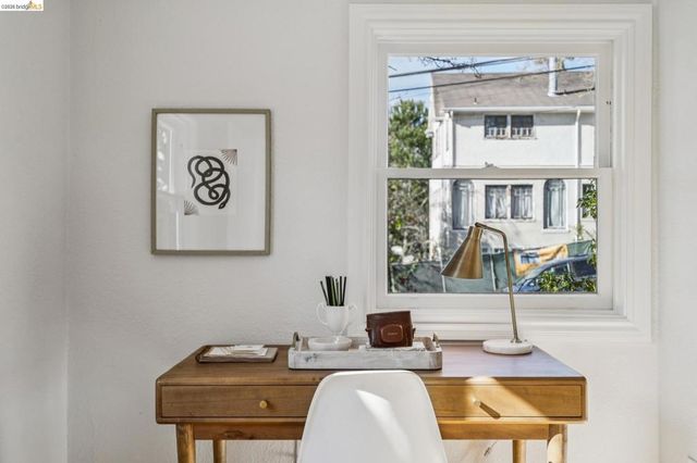 301 301 El Cerrito Avenue, Piedmont, CA 94611