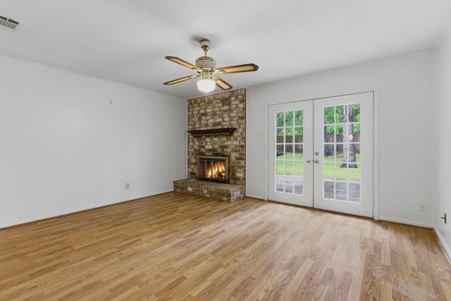 26503 Hillside Drive, Spring, TX 77386