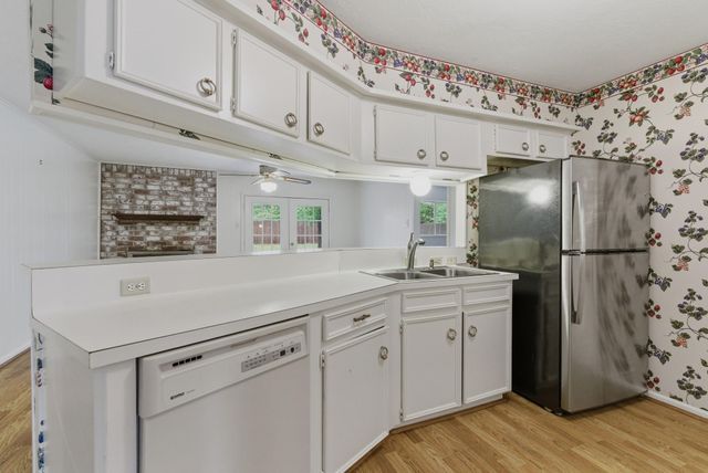 26503 Hillside Drive, Spring, TX 77386