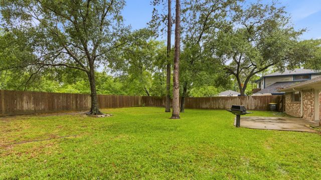 26503 Hillside Drive, Spring, TX 77386