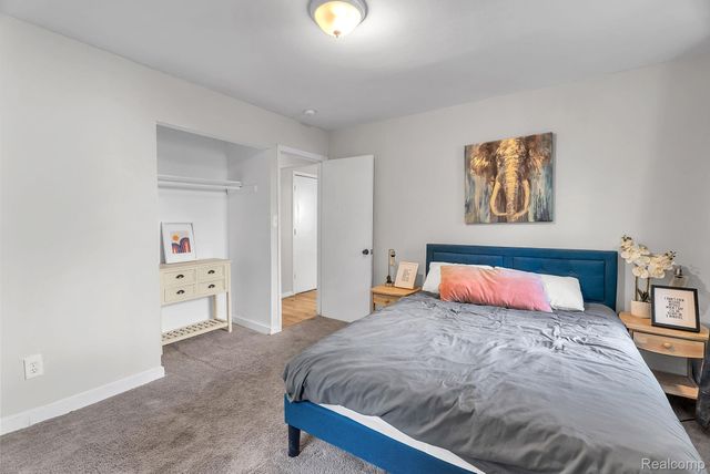 10750 Albany Street, Oak Park, MI 48237