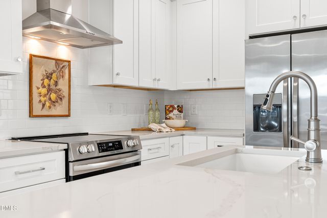 402 D Chamberlin Avenue, Durham, NC 27704