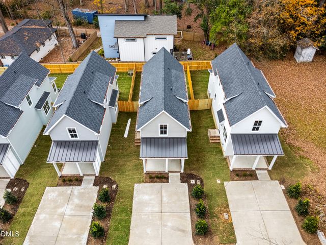 402 D Chamberlin Avenue, Durham, NC 27704